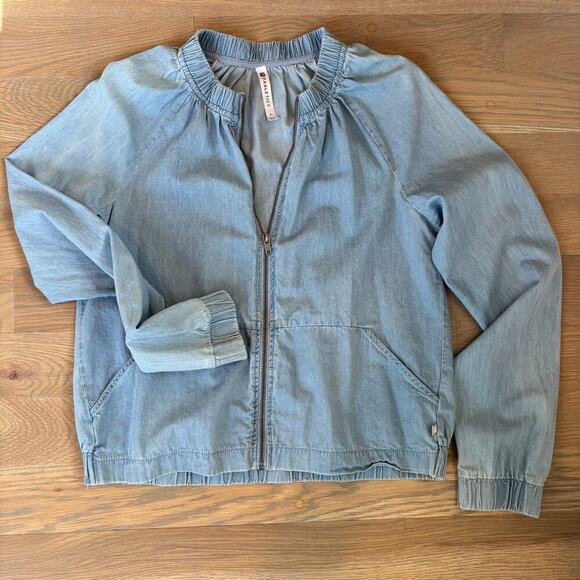 Fabletics Lightweight Chambray Bomber Style Zipper Jacket - Picture 2 of 8